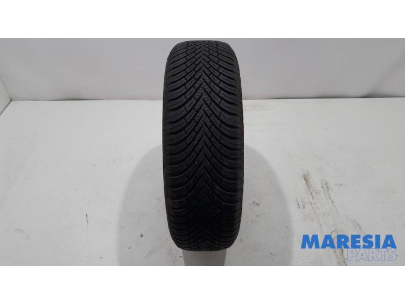 Peugeot - 207 - Tyre