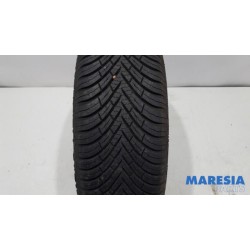 Peugeot - 207 - Tyre