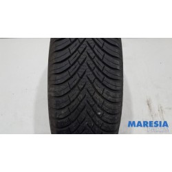 Peugeot - 207 - Tyre