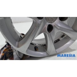 Peugeot - 208 - Wheel