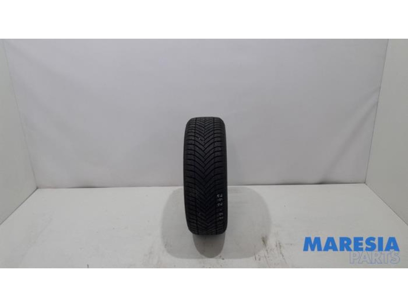 Peugeot - 208 - Tyre