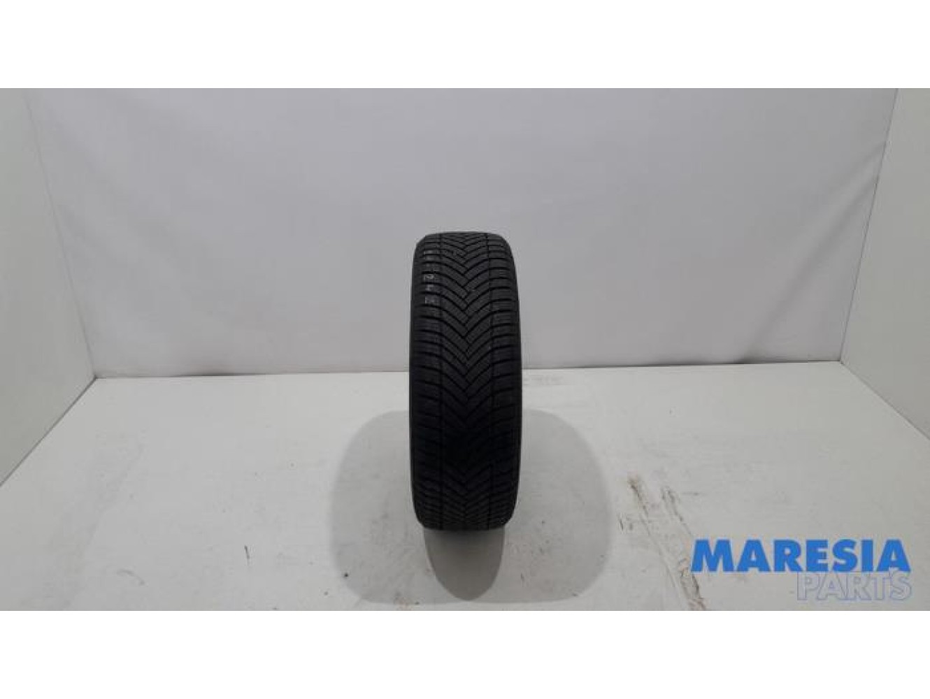 Peugeot - 208 - Tyre