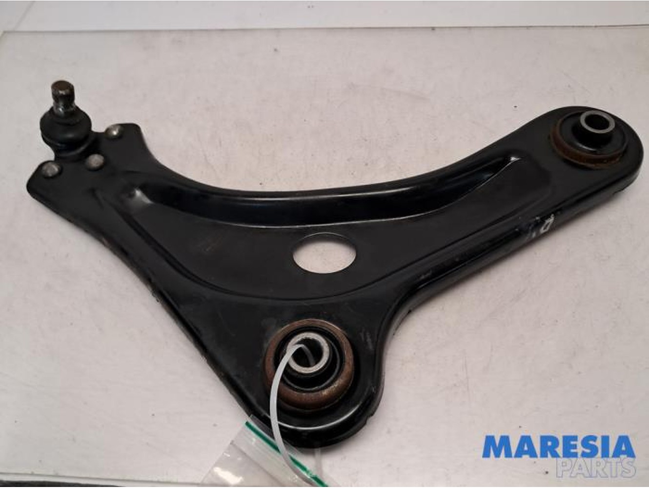 Peugeot - 208 - Front lower wishbone, right