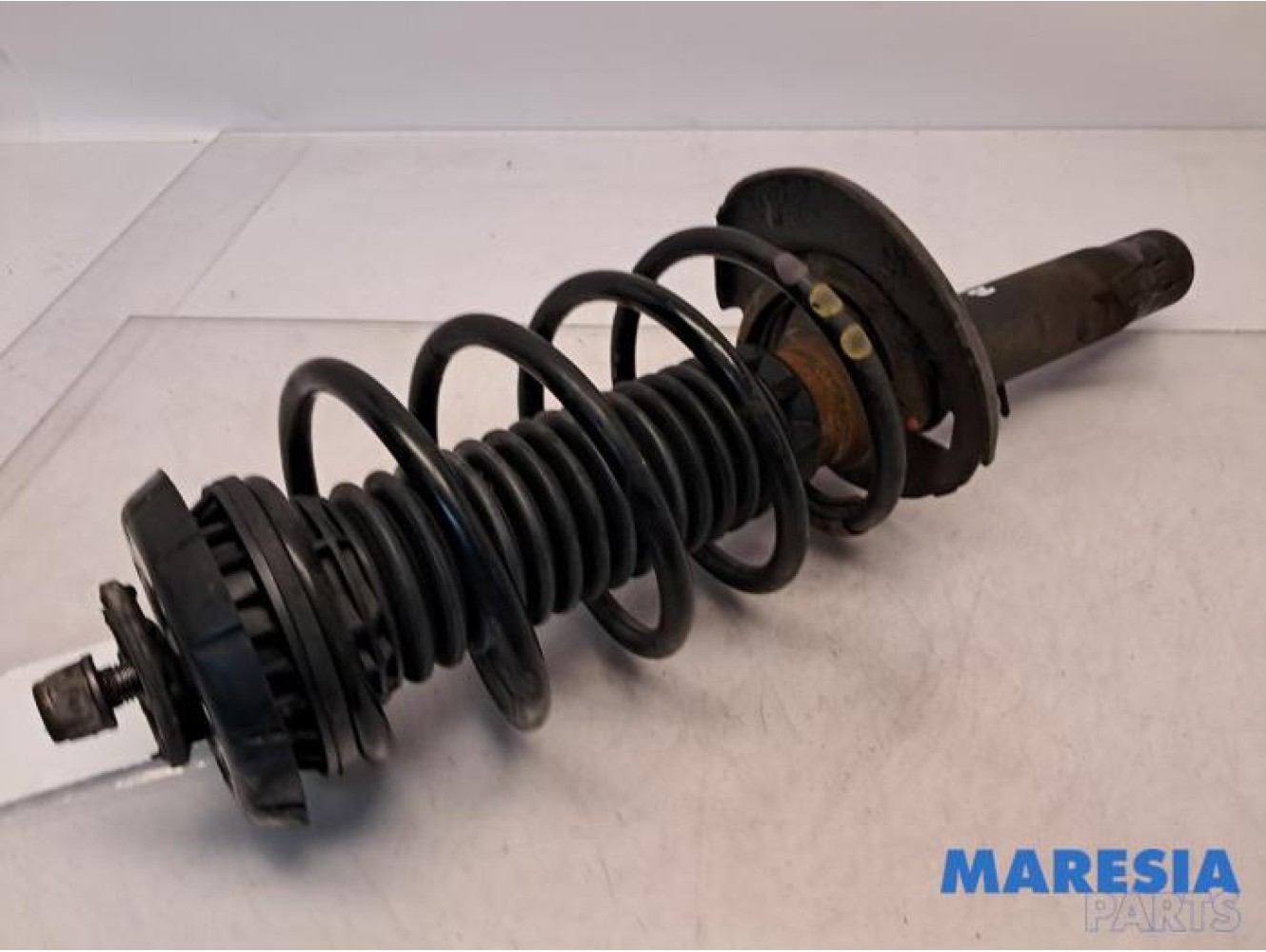 Peugeot - 208 - Front shock absorber rod, right