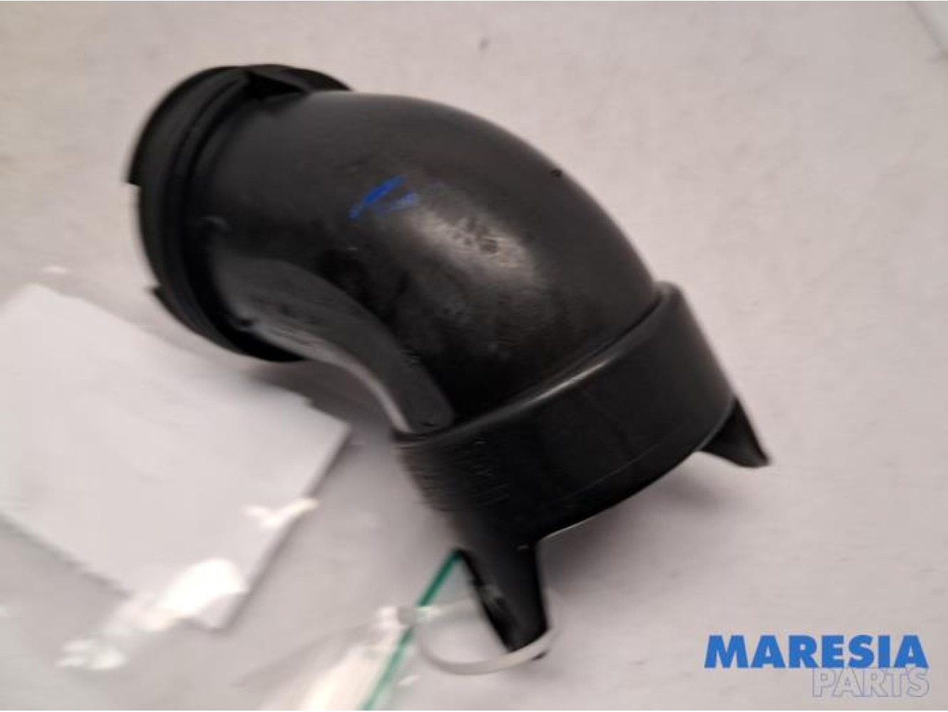 Peugeot - 3008 - Air intake hose
