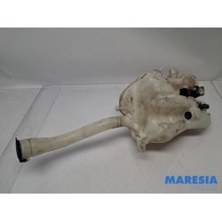 Peugeot - 3008 - Front windscreen washer reservoir