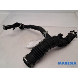 Renault - Clio - Air intake hose