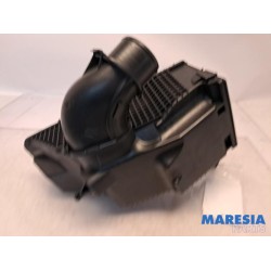Renault - Clio - Air box