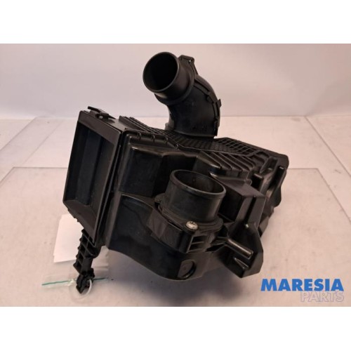 Renault - Clio - Air box
