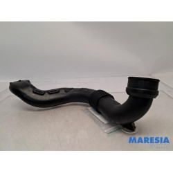 Renault - Clio - Air intake hose