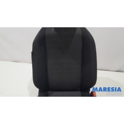 Opel - Corsa - Stoel rechts