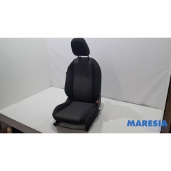 Opel - Corsa - Stoel rechts