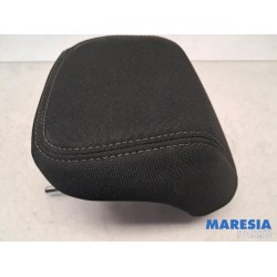Peugeot - 308 - Headrest
