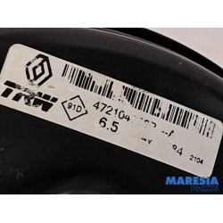 Renault - Clio - Brake servo