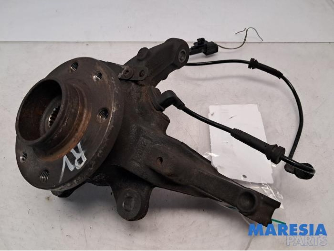 Renault - Clio - Knuckle, front right