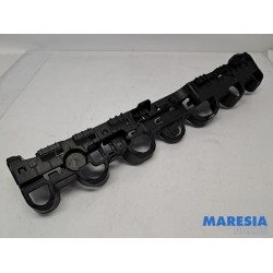 Renault - Clio - Rear bumper frame