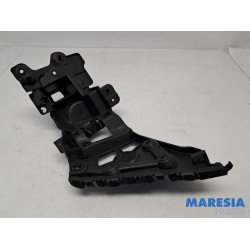 Renault - Clio - Rear bumper frame