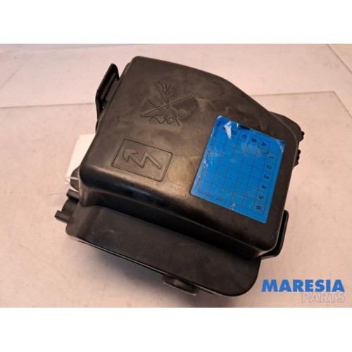 Renault - Clio - Fuse box