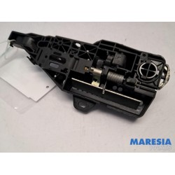 Renault - Clio - Front door handle 4-door, right