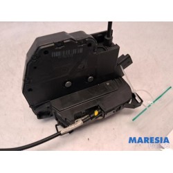 Renault - Clio - Rear door mechanism 4-door, right