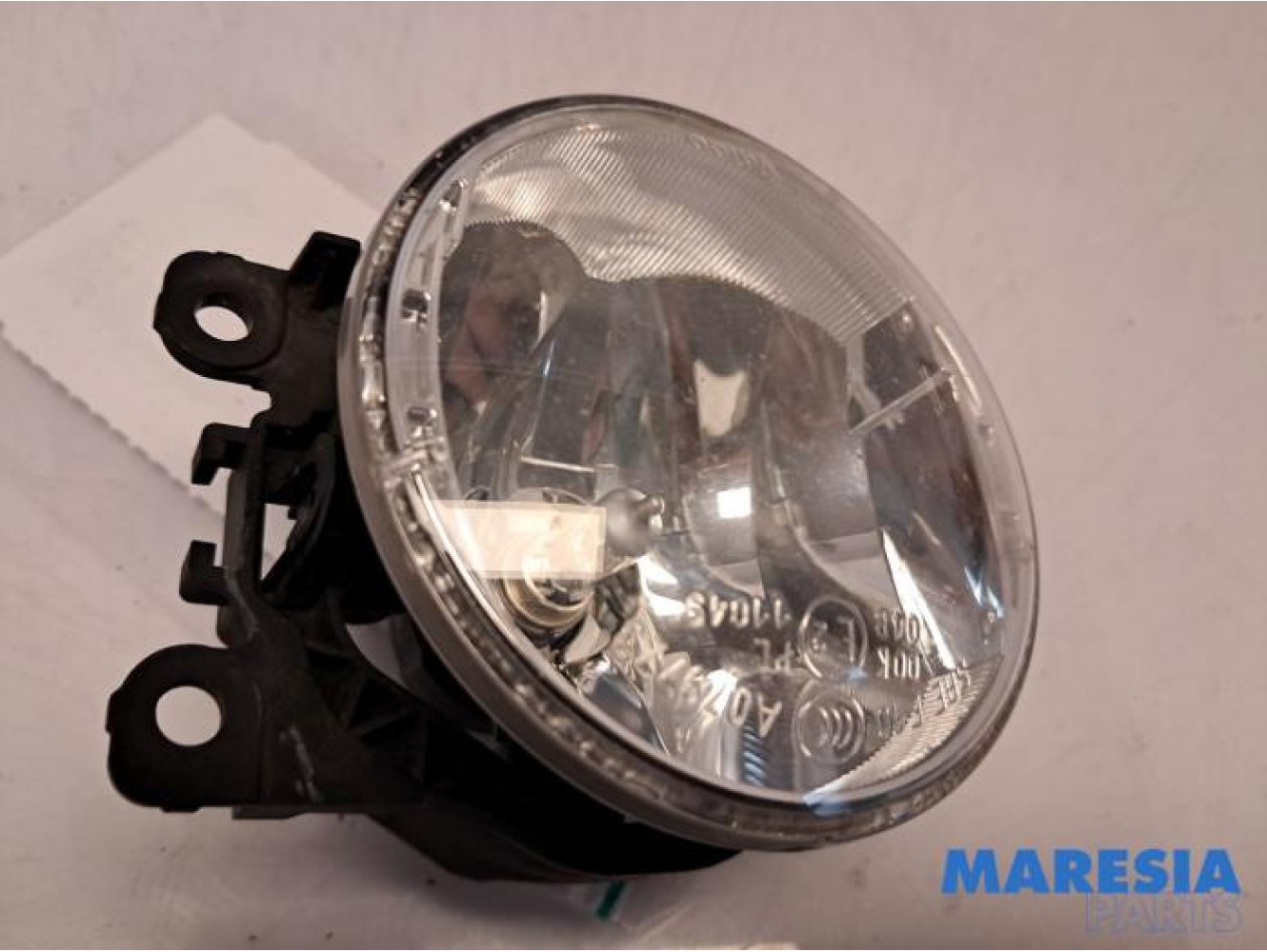Renault - Clio - Fog light, front left