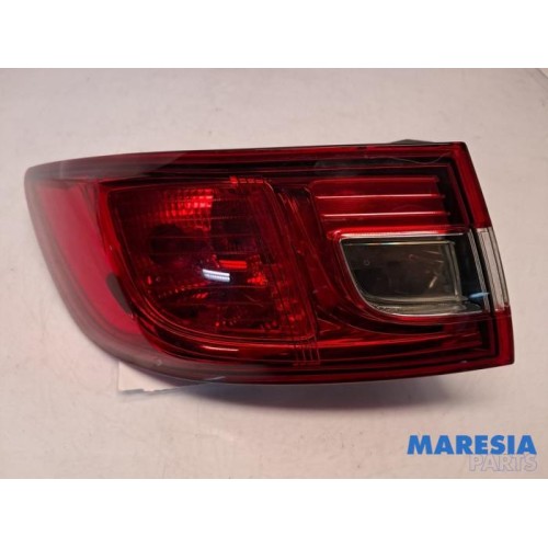 Renault - Clio - Taillight, left