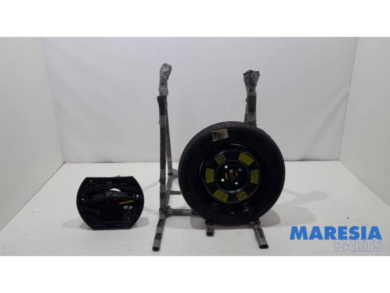 Citroen - C3 - Krikset + reservewiel