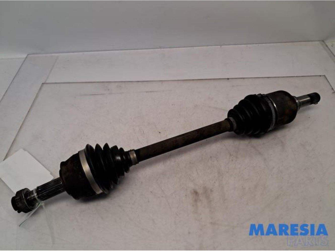 Fiat - 500 - Aandrijfas links-voor