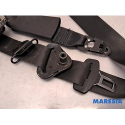 Renault - Clio - Front seatbelt, left