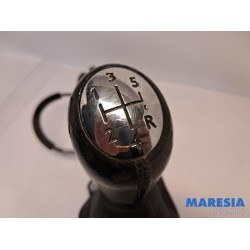 Renault - Clio - Versnellingspook
