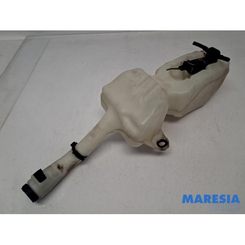Fiat - 500 - Front windscreen washer reservoir