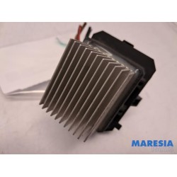 Renault - Clio - Heater resistor