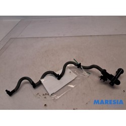 Renault - Trafic - Brandstof retourleiding