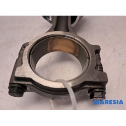 Renault - Trafic - Connecting rod