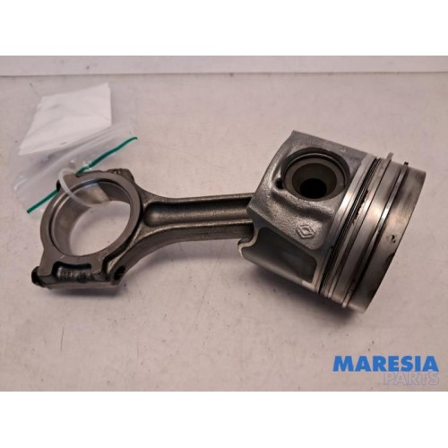 Renault - Trafic - Connecting rod