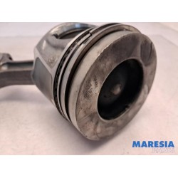 Renault - Trafic - Connecting rod