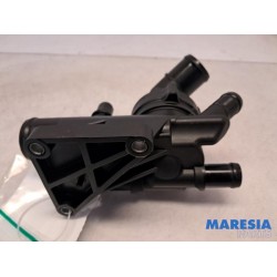 Renault - Trafic - Boîtier thermostat