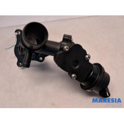 Renault - Trafic - Boîtier thermostat
