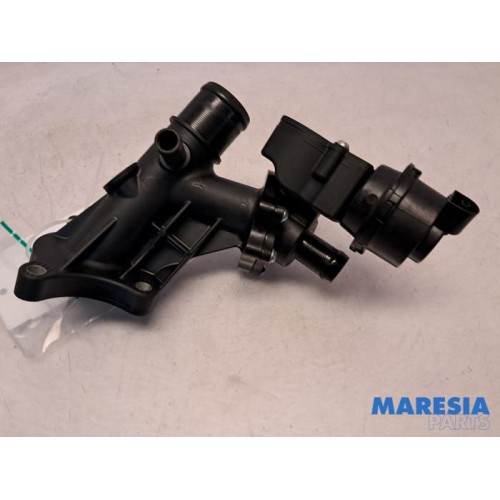 Renault - Trafic - Thermostat housing