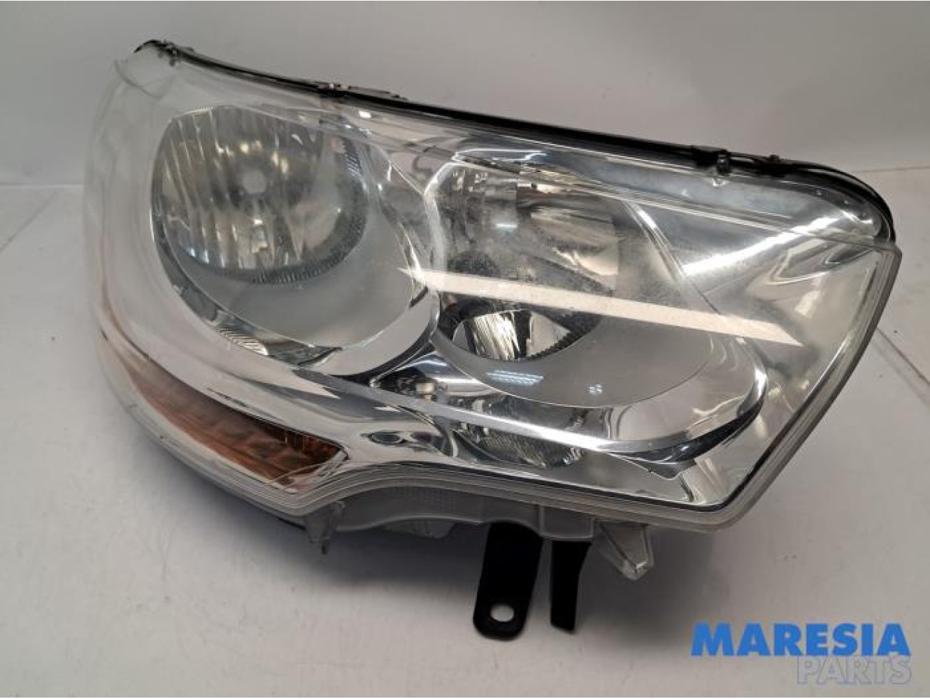 Citroen - C4 - Phare droit