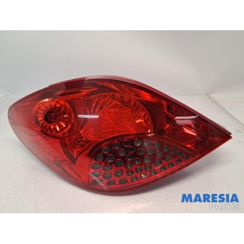 Peugeot - 207 - Taillight, left