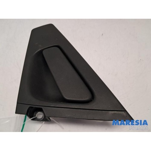 Renault - Clio - Rear door handle 4-door, right