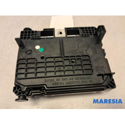 Peugeot - 207 - Fuse box
