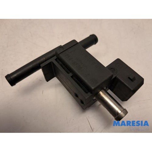 Renault - Clio - Turbo pressure regulator