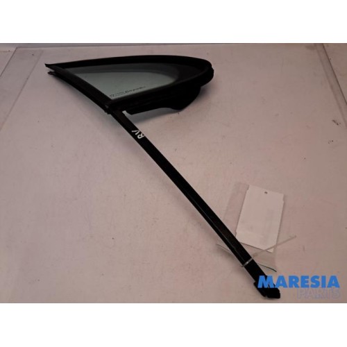 Peugeot - 207 - Quarter light, front right