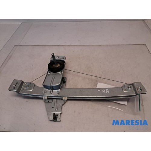 Peugeot - 207 - Rear door window mechanism 4-door, right