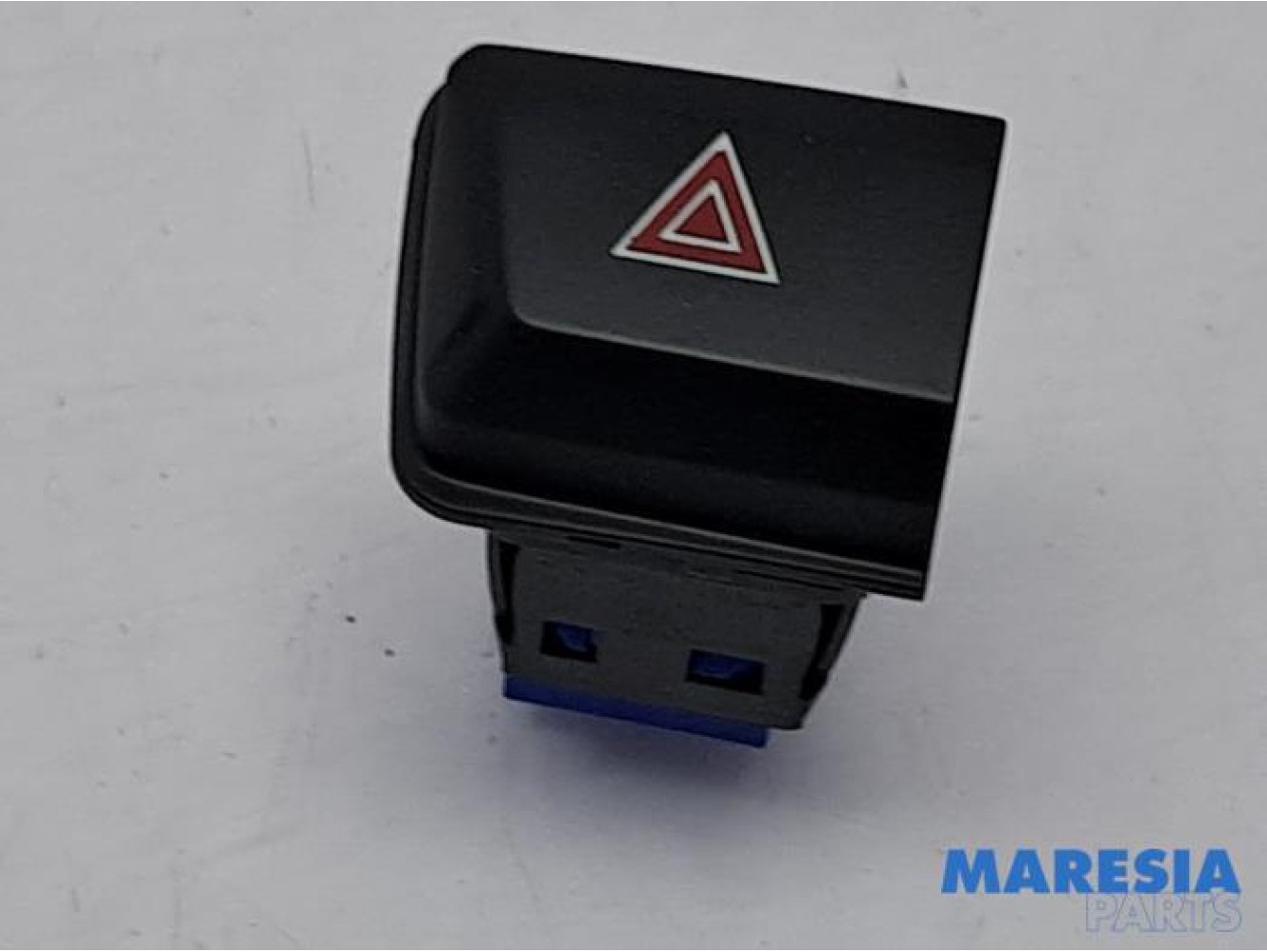 Peugeot - 208 - Panic lighting switch