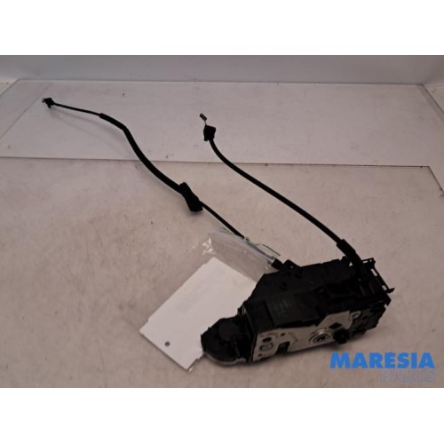 Peugeot - 207 - Front door lock mechanism 4-door, right