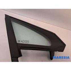 Peugeot - 208 - Quarter light, front right