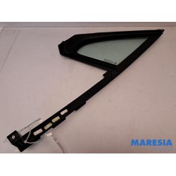 Peugeot - 208 - Quarter light, front right